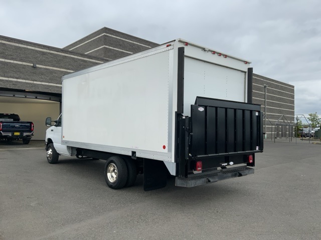 Used 2018 Ford E-450 Cutaway - photo 7