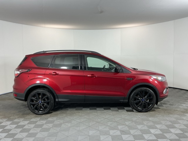 Used 2018 Ford Escape SE - photo 27