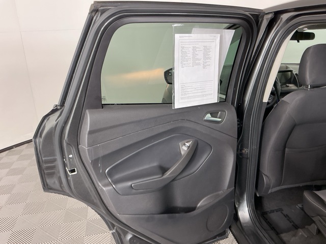 Used 2019 Ford Escape SE - photo 16
