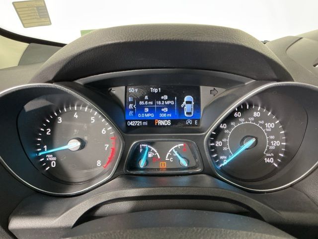 Used 2017 Ford Escape SE - photo 8