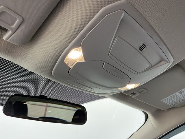 Used 2017 Ford Escape SE - photo 13