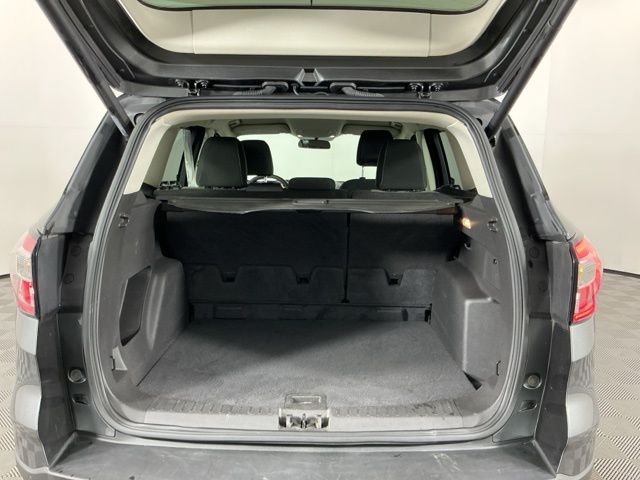 Used 2017 Ford Escape SE - photo 18