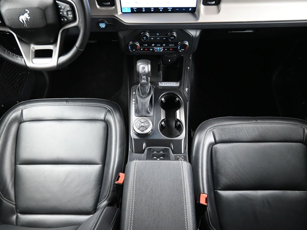 Used 2025 Ford Bronco Outer Banks - photo 11