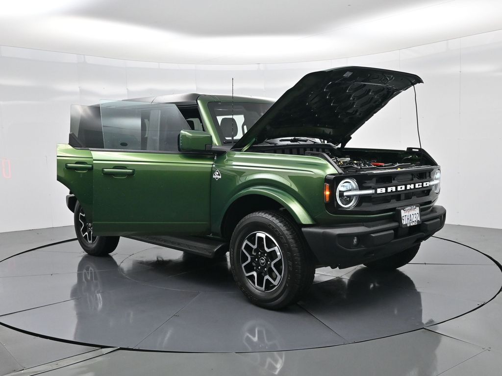 Used 2025 Ford Bronco Outer Banks - photo 16