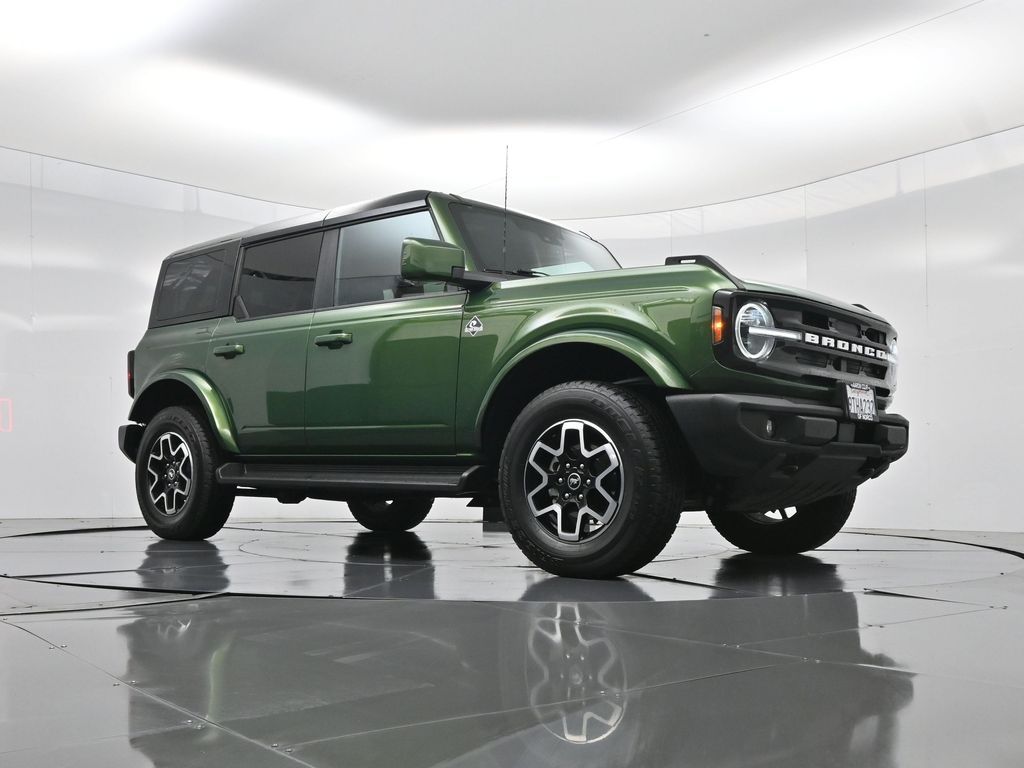 Used 2025 Ford Bronco Outer Banks - photo 25