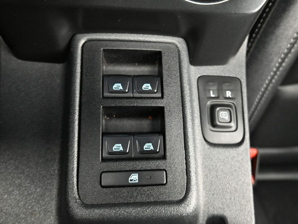 Used 2025 Ford Bronco Badlands - photo 8