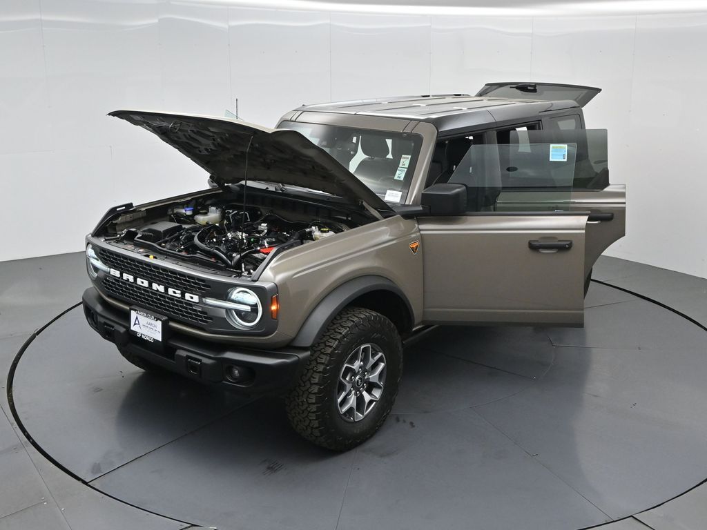 Used 2025 Ford Bronco Badlands - photo 15