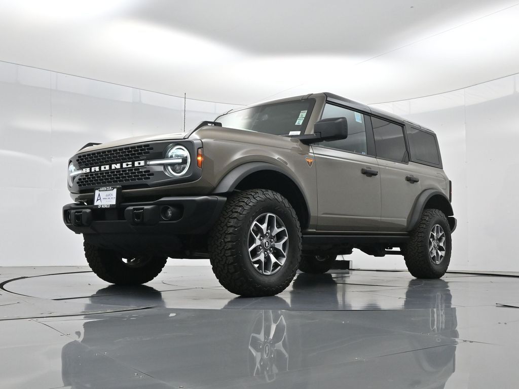 Used 2025 Ford Bronco Badlands - photo 24