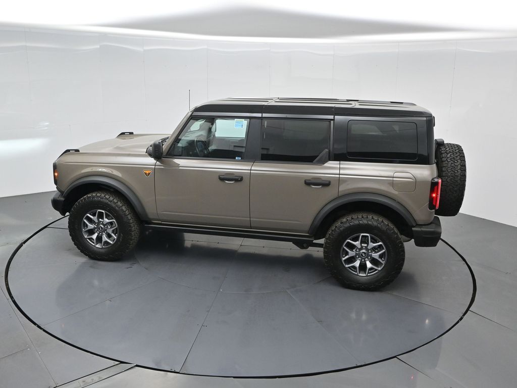 Used 2025 Ford Bronco Badlands - photo 38