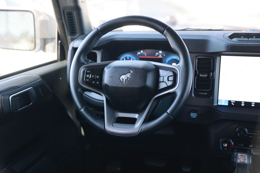Used 2025 Ford Bronco Badlands - photo 6