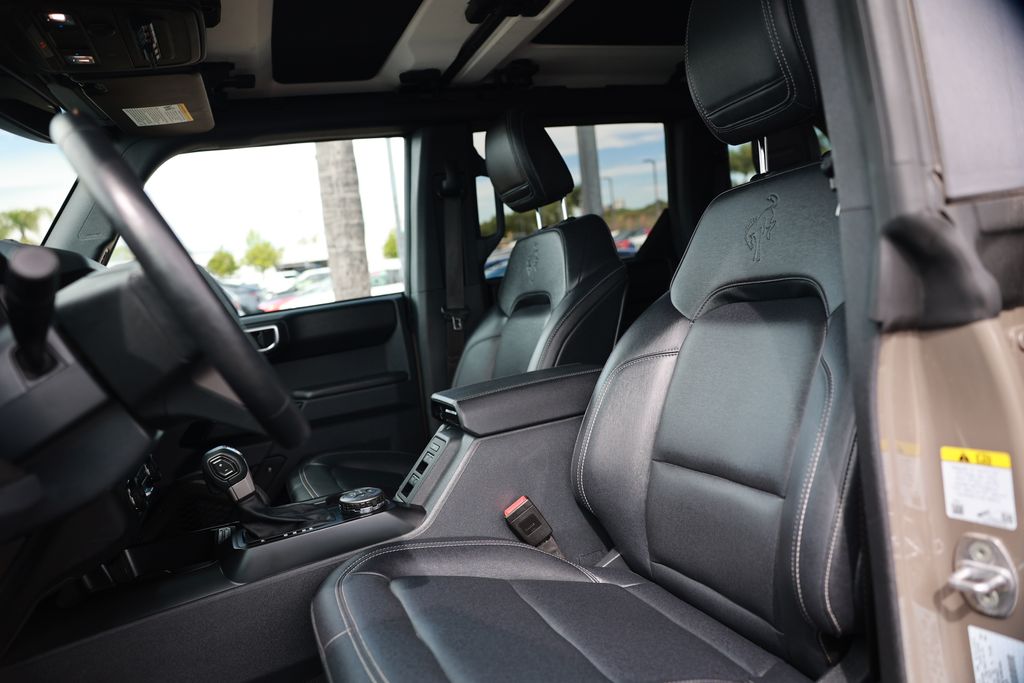 Used 2025 Ford Bronco Badlands - photo 36