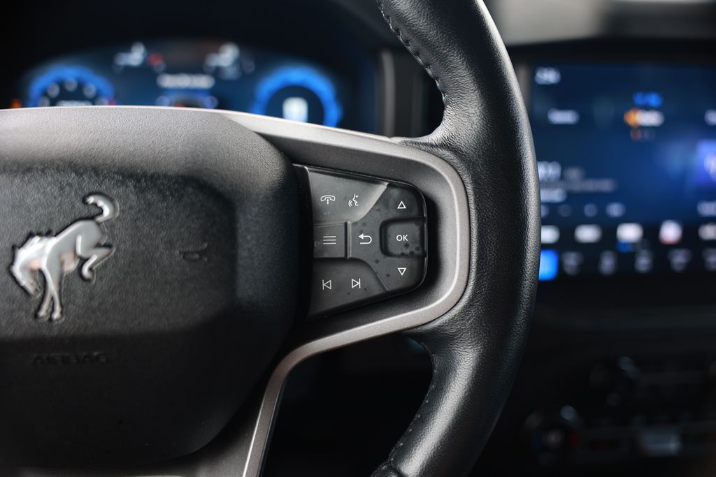 Used 2025 Ford Bronco Badlands - photo 4