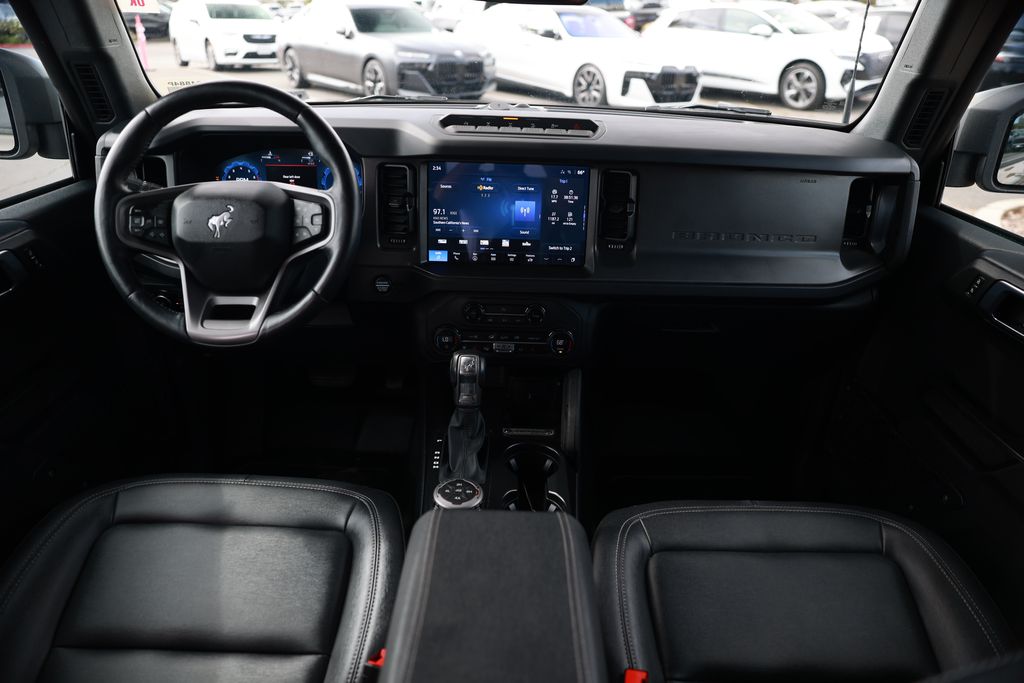 Used 2025 Ford Bronco Badlands - photo 6