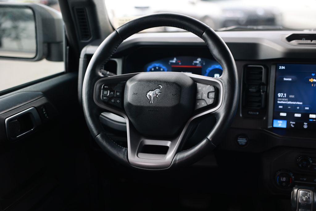 Used 2025 Ford Bronco Badlands - photo 7