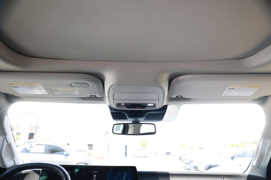 Used 2025 Ford Expedition Platinum - photo 11