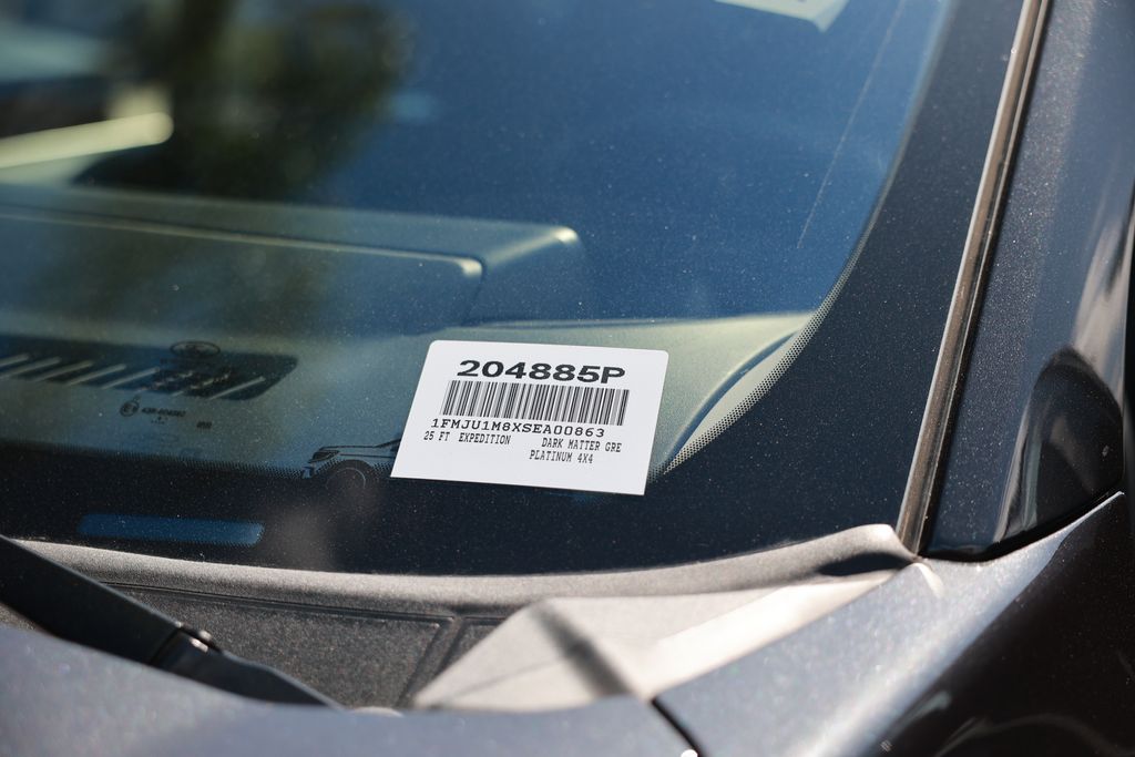 Used 2025 Ford Expedition Platinum - photo 18