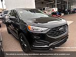 Used 2022 Ford Edge SE AWD SUV thumbnail 3