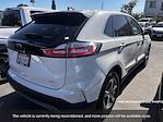 Used 2022 Ford Edge SEL AWD SUV thumbnail 4