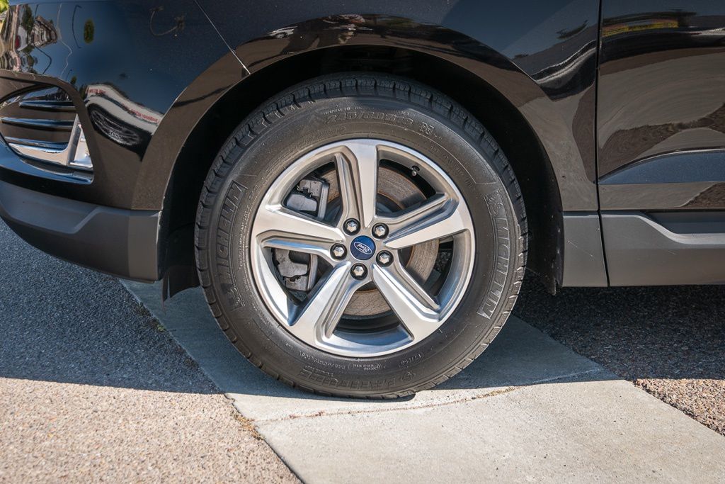 Used 2022 Ford Edge SEL AWD SUV - photo 9