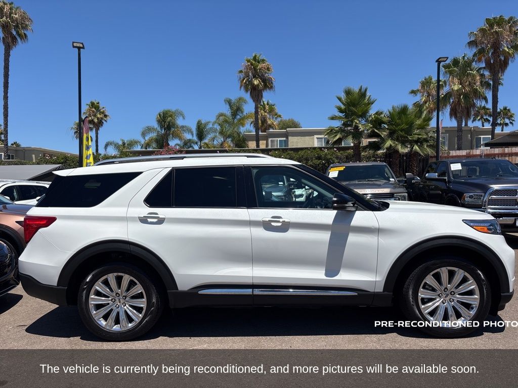 Used 2022 Ford Explorer Limited SUV - photo 4