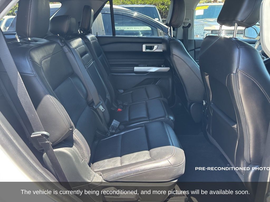 Used 2022 Ford Explorer Limited SUV - photo 7