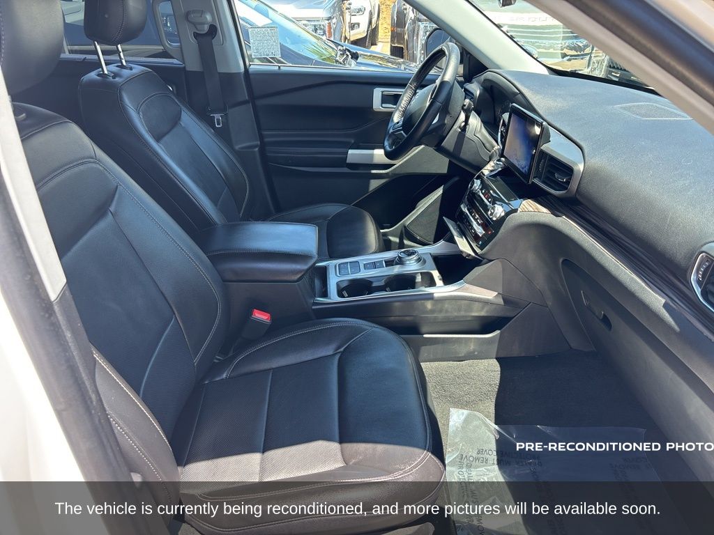 Used 2022 Ford Explorer Limited SUV - photo 8
