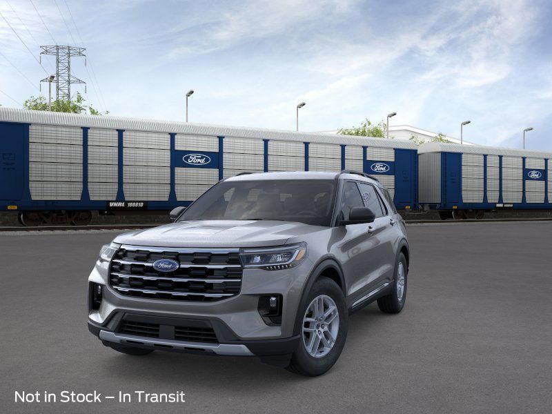 New 2025 Ford Explorer - photo 2
