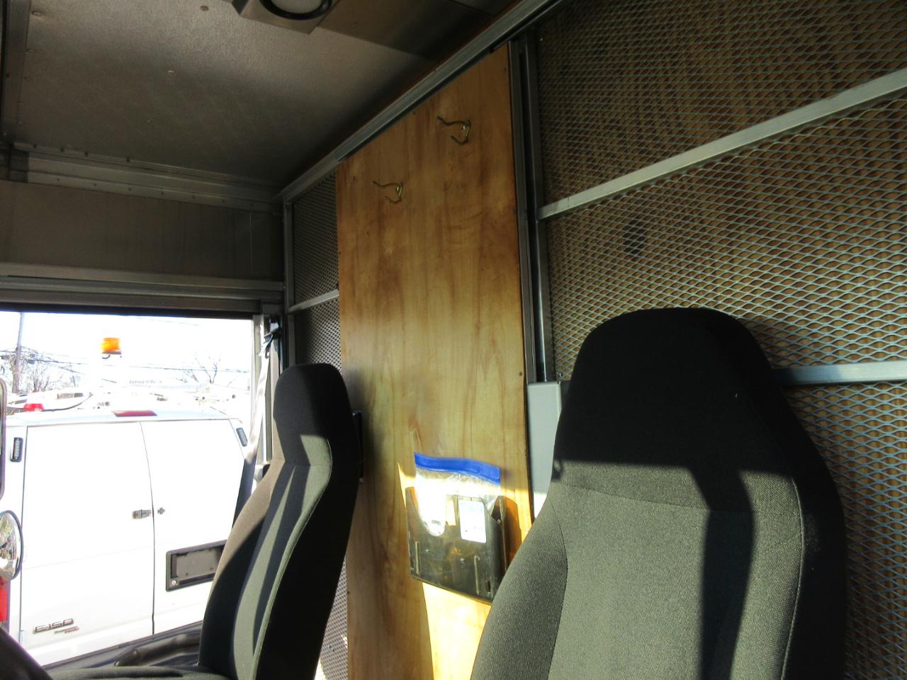 Used 2011 Ford E-350 Stripped Chassis - photo 35