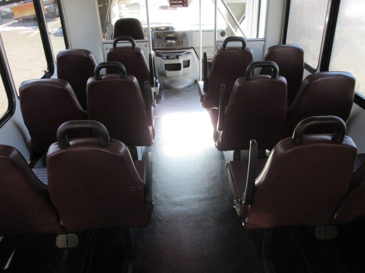 Used 2017 Ford E-350 Cutaway - photo 5