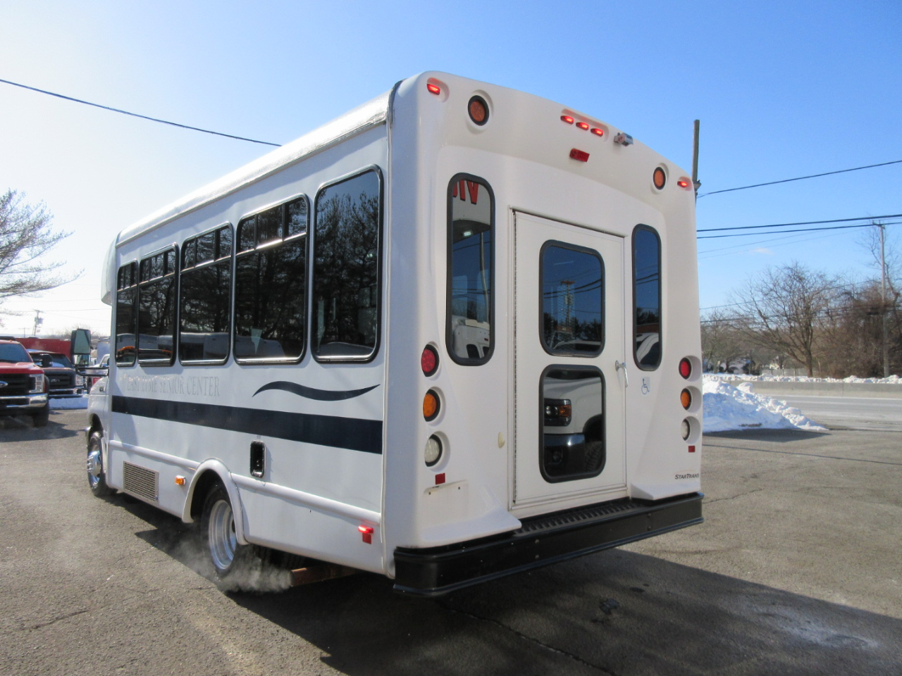 Used 2017 Ford E-350 Cutaway - photo 23