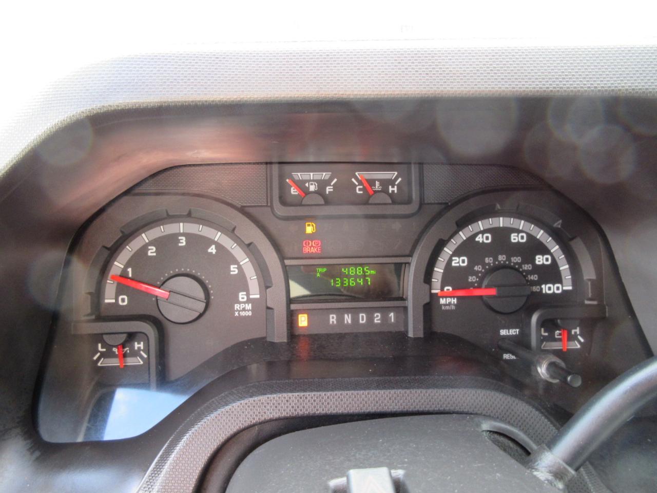 Used 2012 Ford E-350 Empty Cargo Van - photo 17