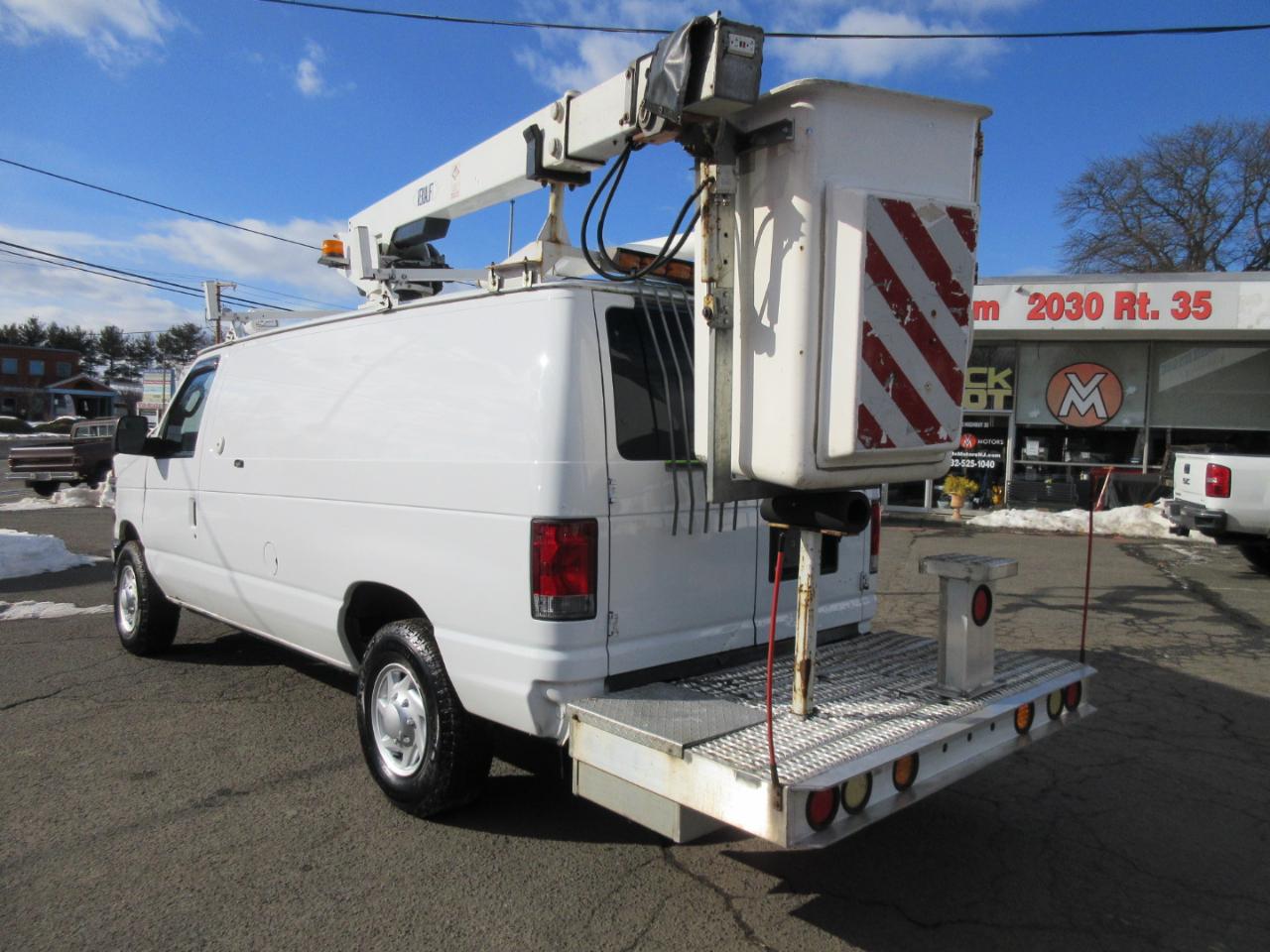 Used 2012 Ford E-350 Empty Cargo Van - photo 43