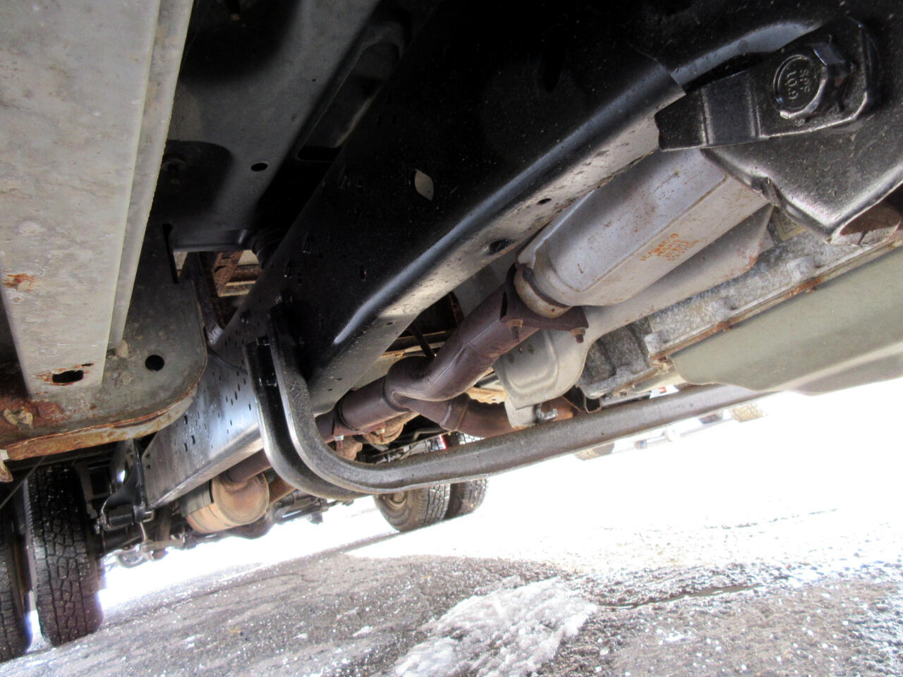 Used 2017 Ford E-350 Cutaway - photo 25