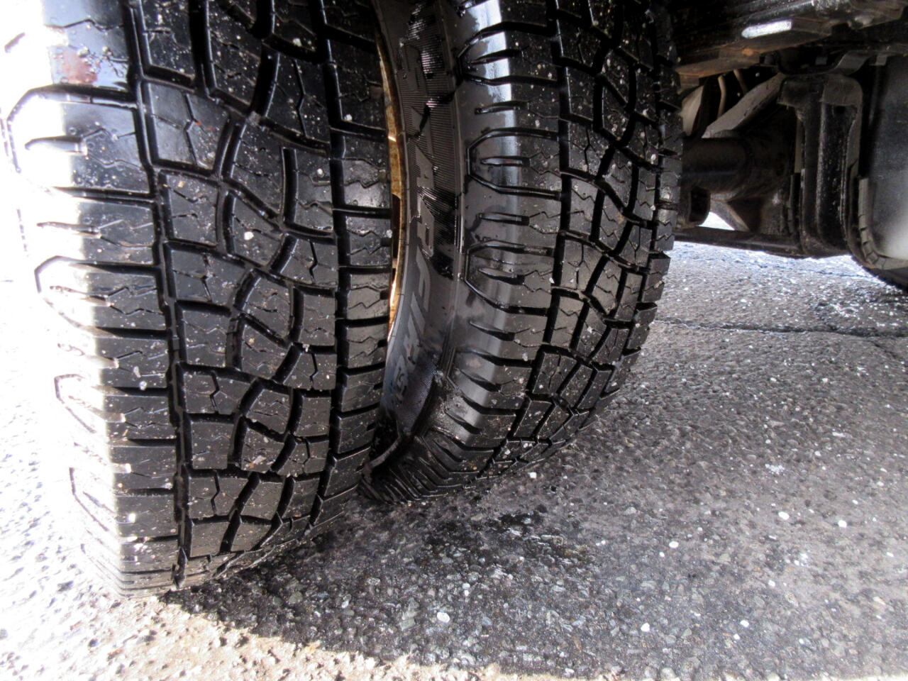 Used 2017 Ford E-350 Cutaway - photo 28