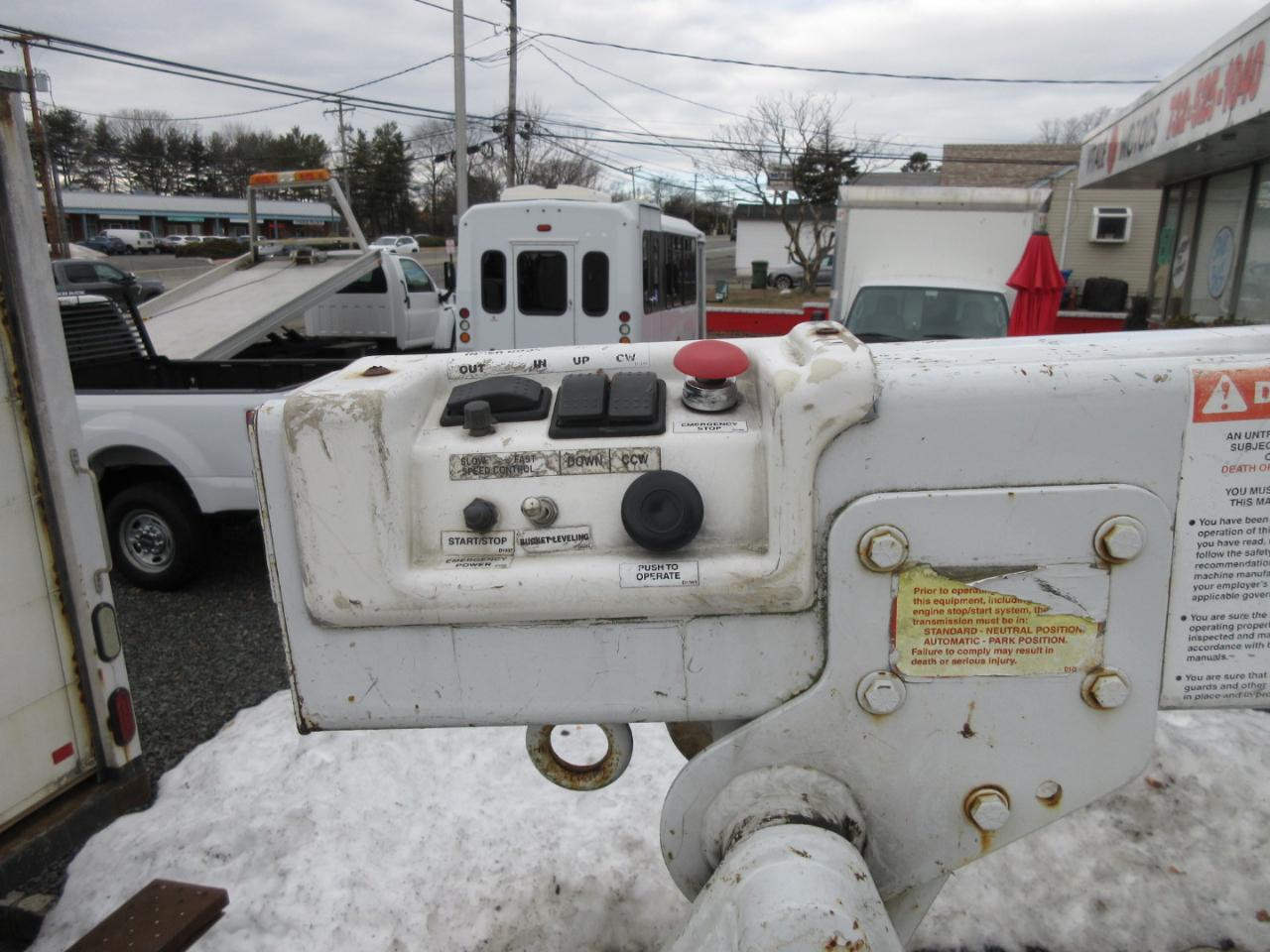 Used 2007 Ford E-350 Empty Cargo Van - photo 12