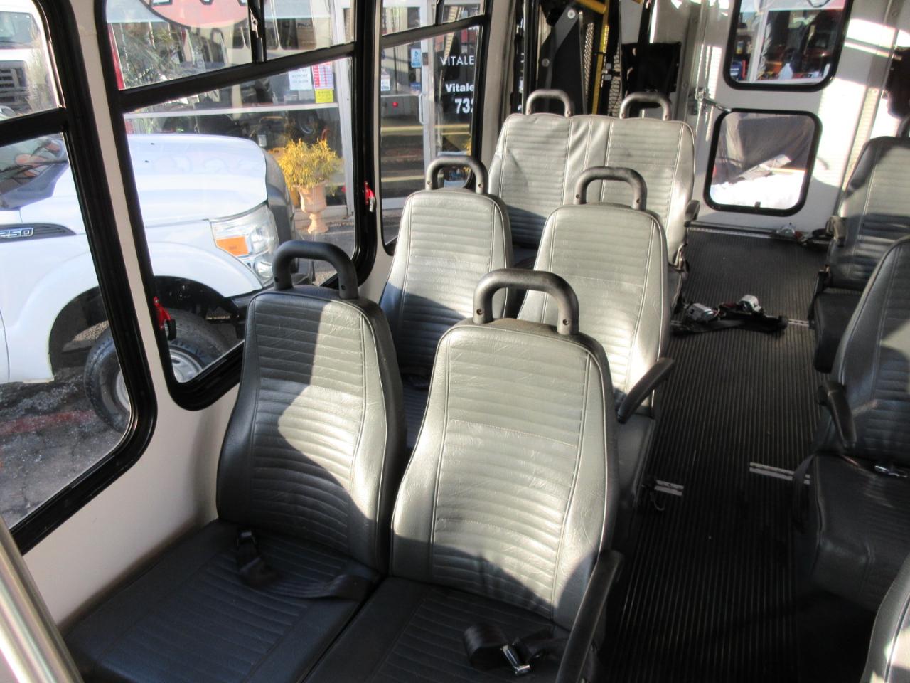 Used 2017 Ford E-350 Cutaway - photo 10