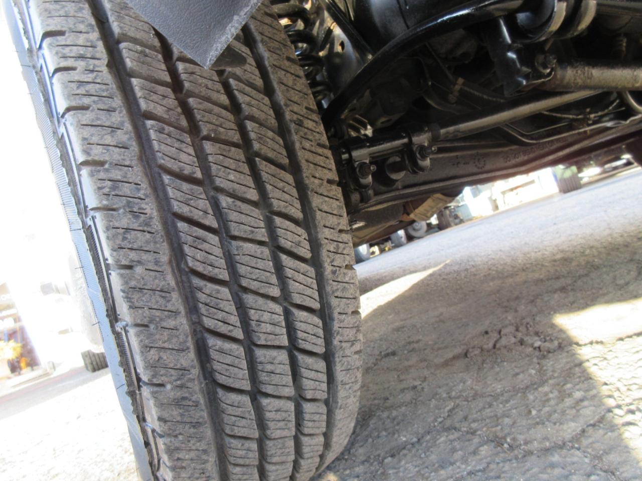 Used 2017 Ford E-350 Cutaway - photo 18