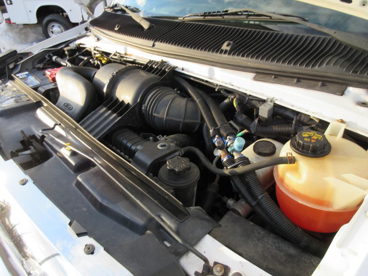 Used 2017 Ford E-350 Cutaway - photo 30