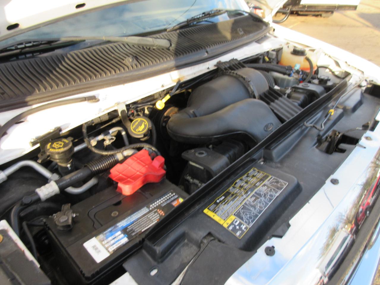 Used 2017 Ford E-350 Cutaway - photo 31