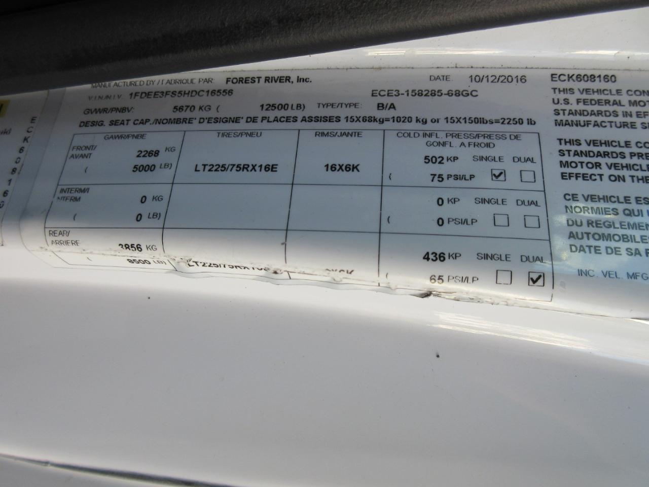 Used 2017 Ford E-350 Cutaway - photo 32
