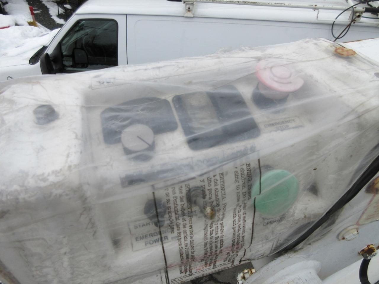 Used 2007 Ford E-350 Empty Cargo Van - photo 13