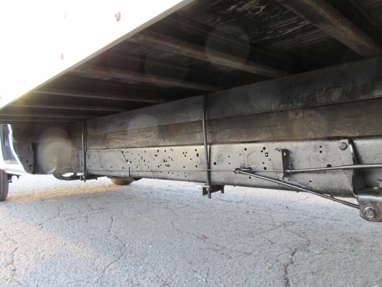Used 2009 Ford E-350 Cutaway - photo 20
