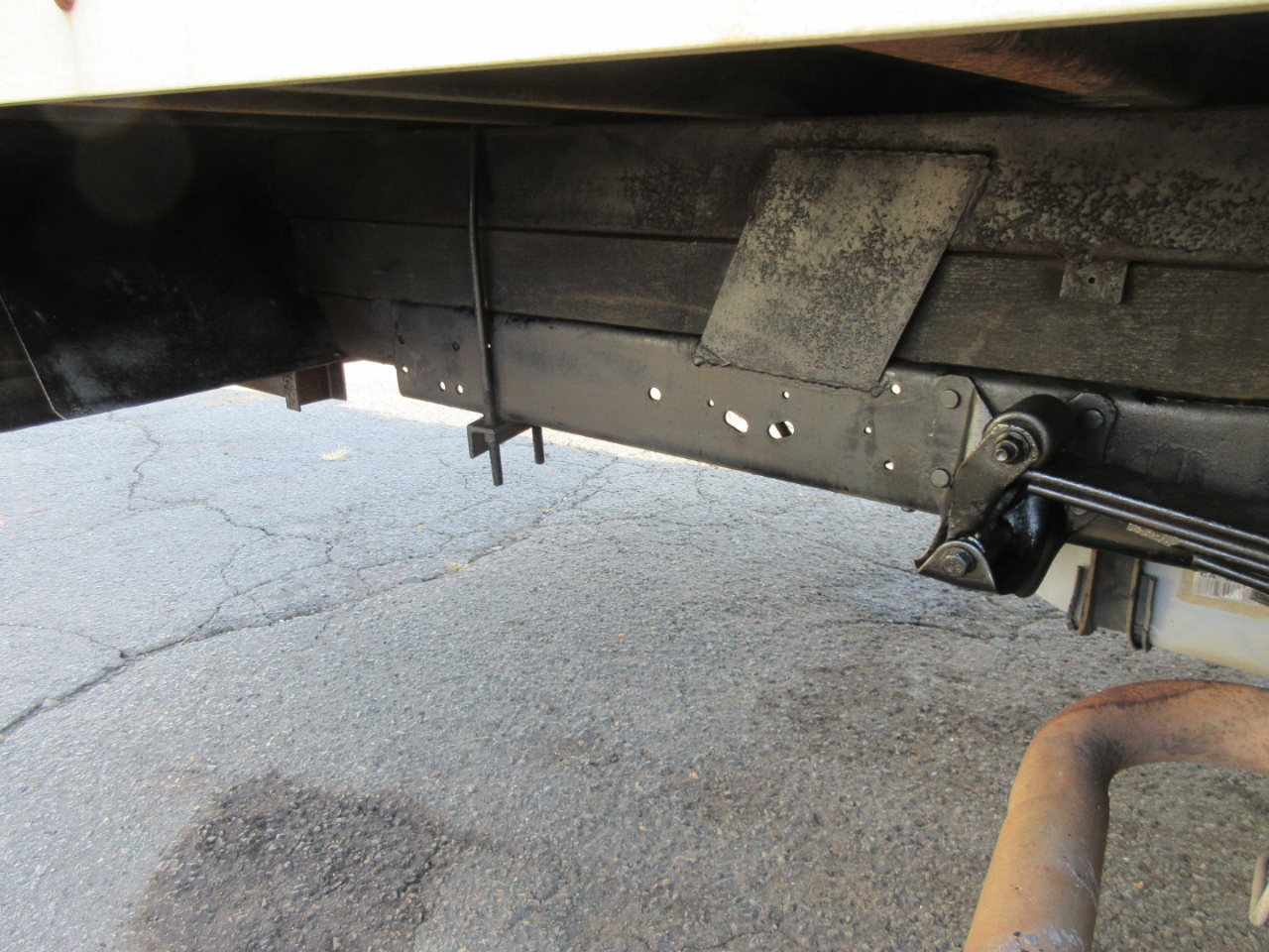 Used 2009 Ford E-350 Cutaway - photo 22