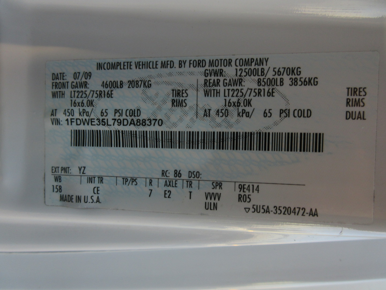 Used 2009 Ford E-350 Cutaway - photo 23