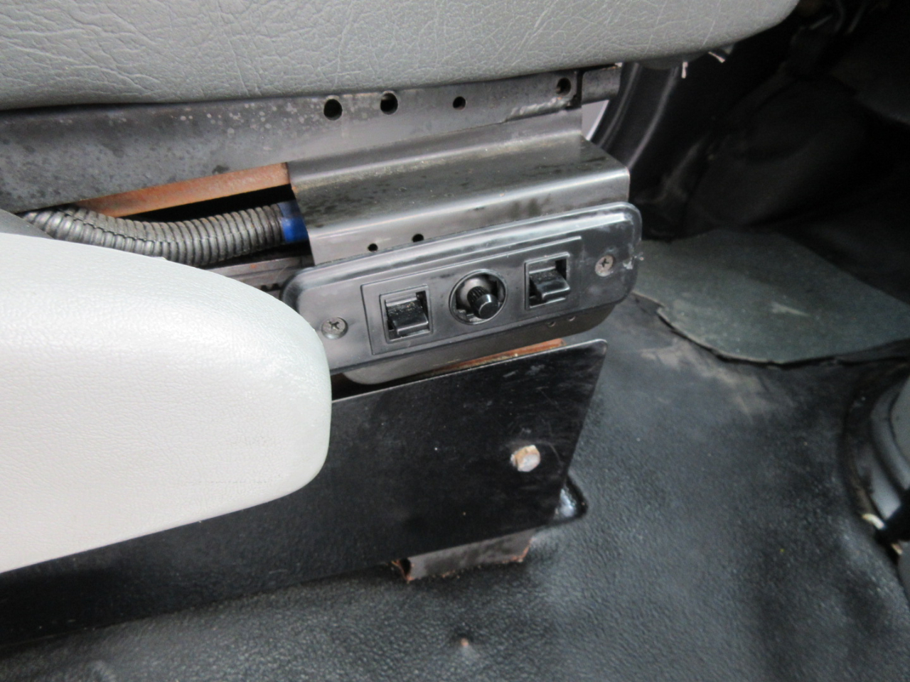 Used 2017 Ford E-450 Cutaway - photo 9
