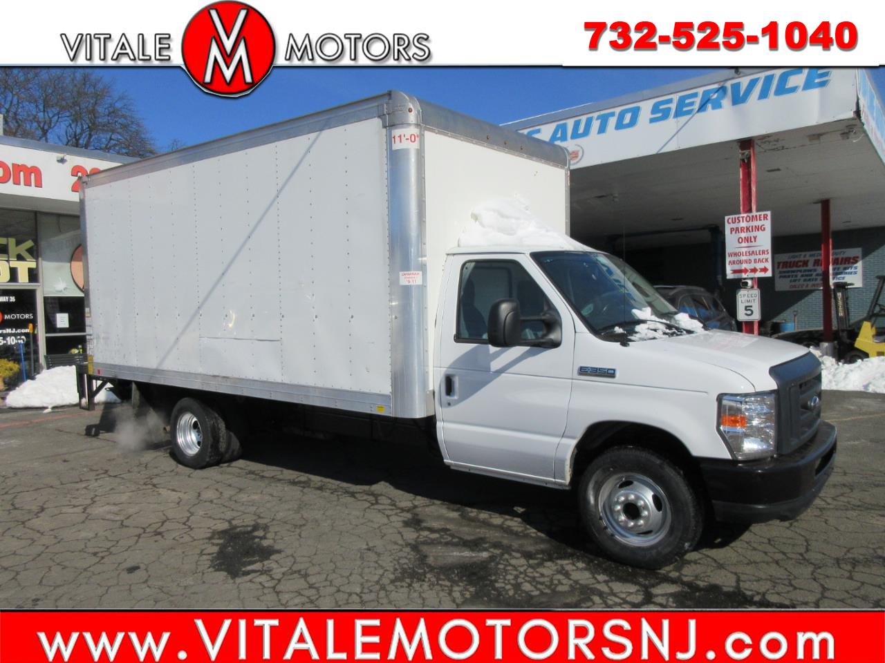 Used 2019 Ford E-350 Cutaway - photo 5