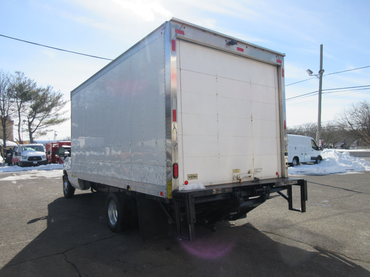 Used 2019 Ford E-350 Cutaway - photo 26