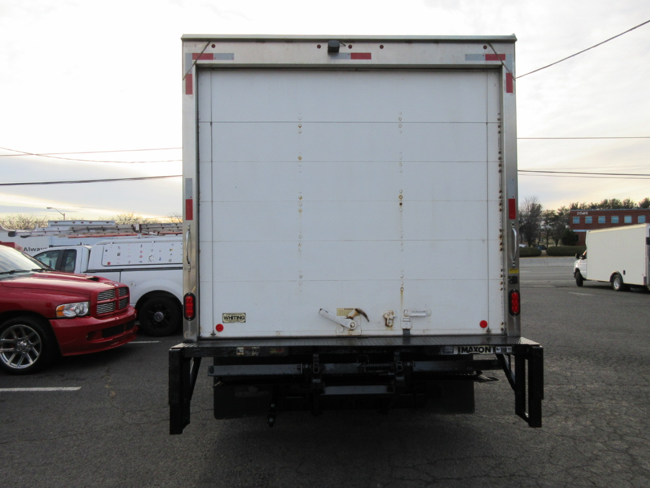 Used 2019 Ford E-350 Cutaway - photo 9