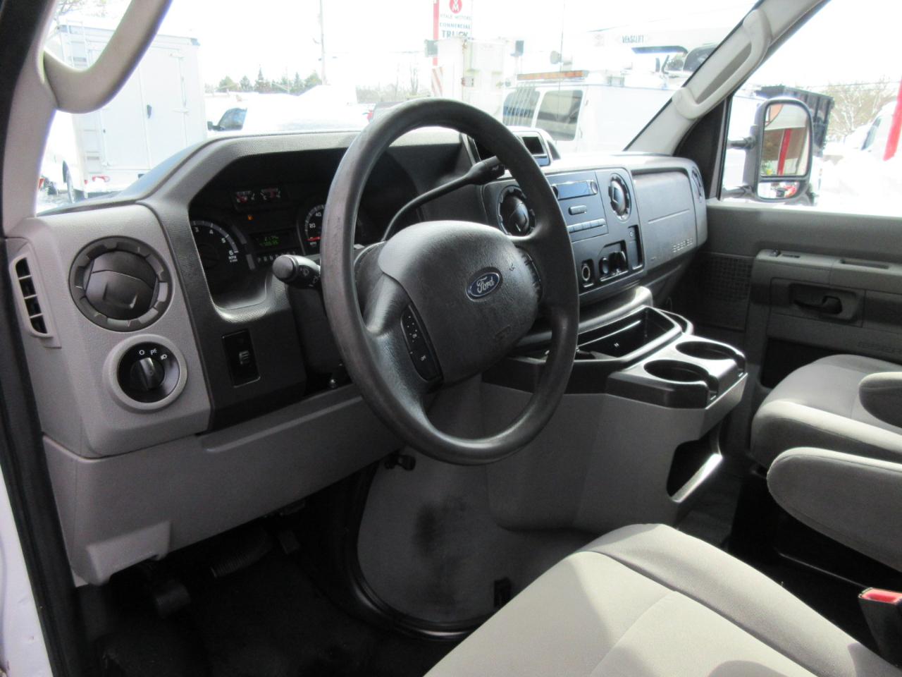 Used 2012 Ford E-350 Cutaway - photo 4