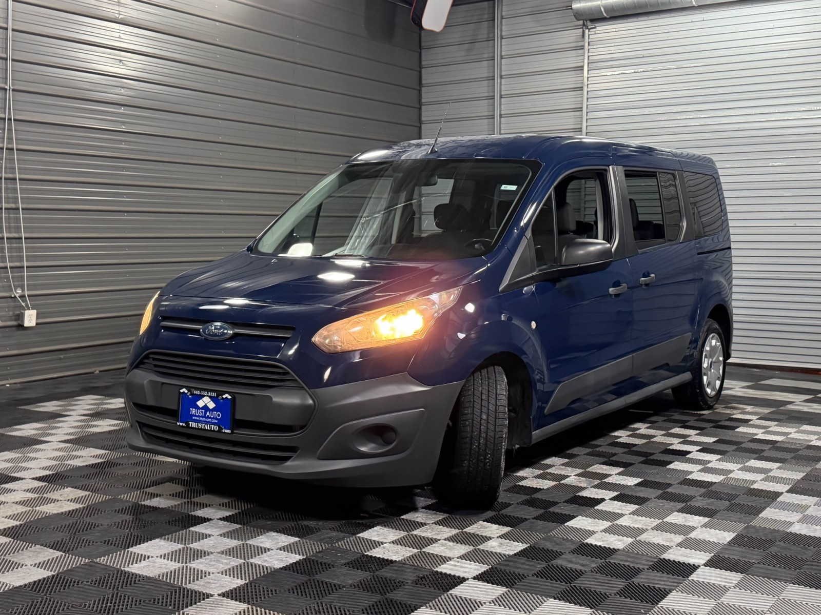 Used 2018 Ford Transit Connect Empty Cargo Van - photo 36